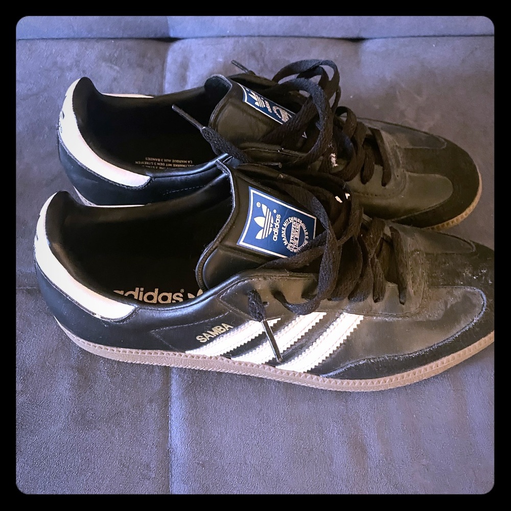 Men’s hardly worn sambas